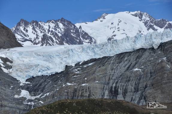 A grande geleira em Gold Harbour, na Geórgia do Sul